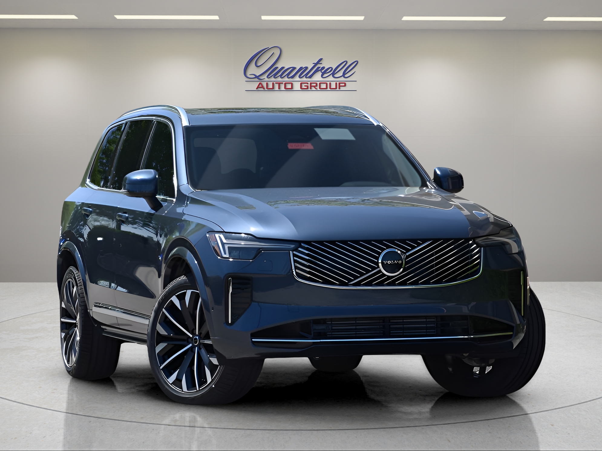 2026 Volvo XC90 plug-in hybrid T8 Plus 7-Seater eAWD SUV