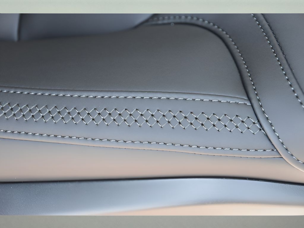 2026 Volvo XC90 Plus - Photo 33