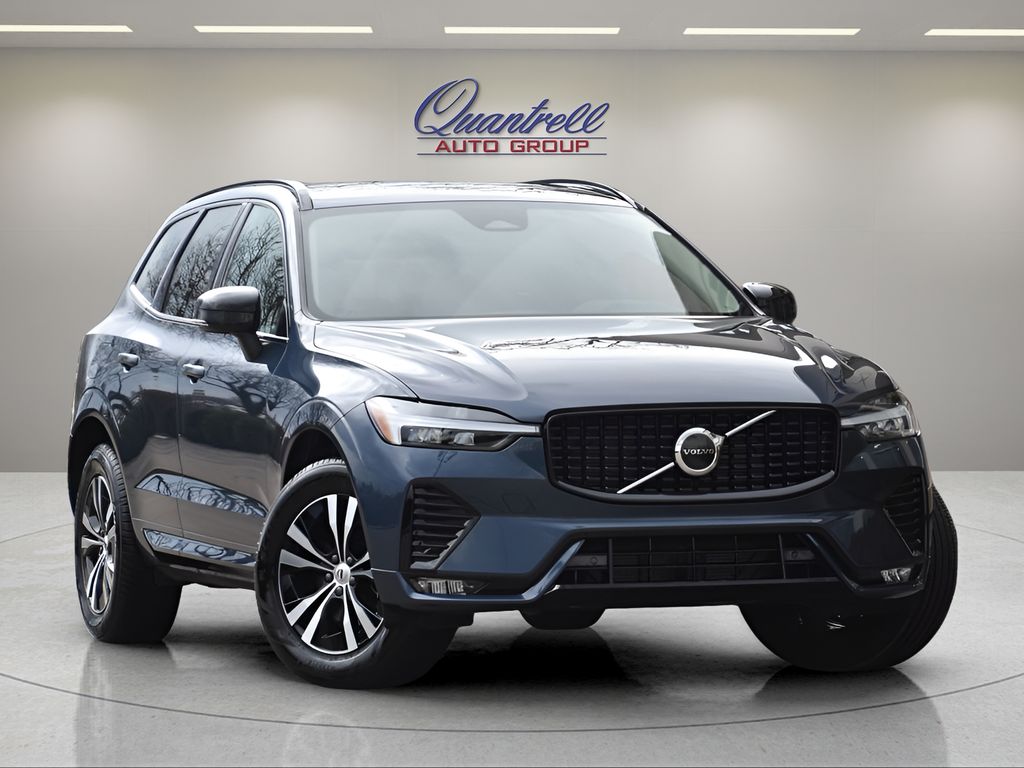 2025 Volvo XC60 Core