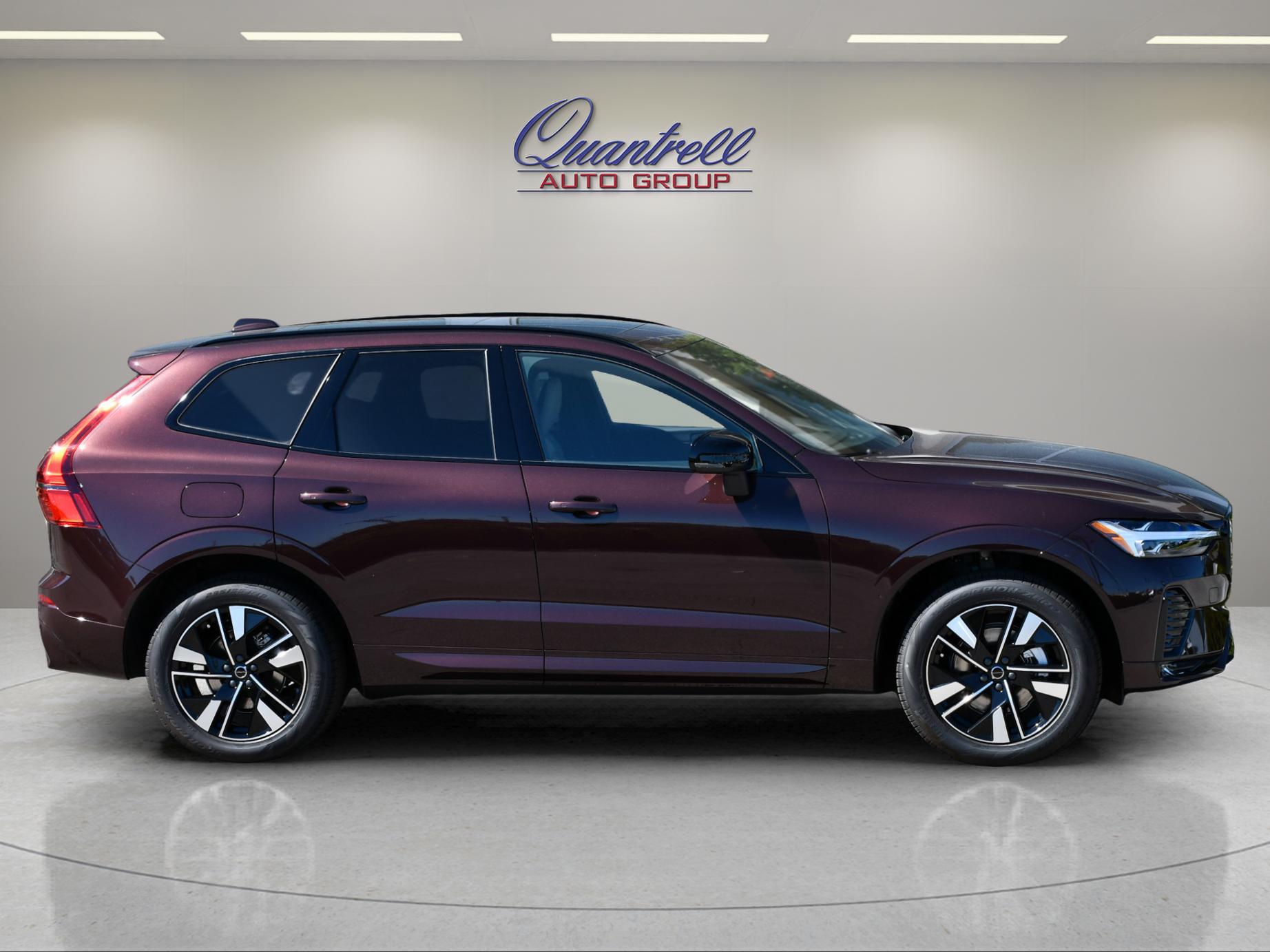 Used 2027 Volvo XC60 B5 Core SUV