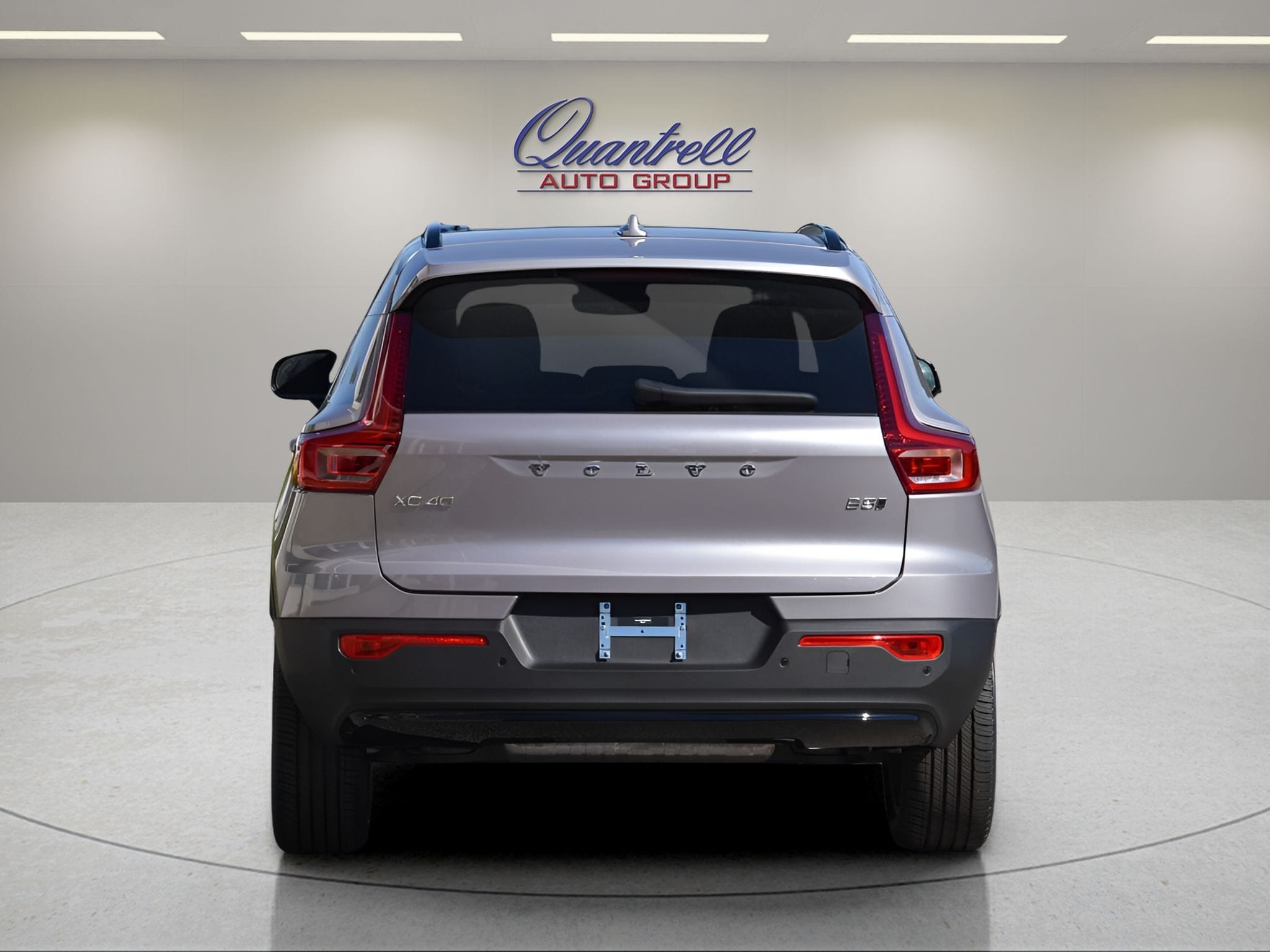 2026 Volvo XC40 Plus - Photo 5