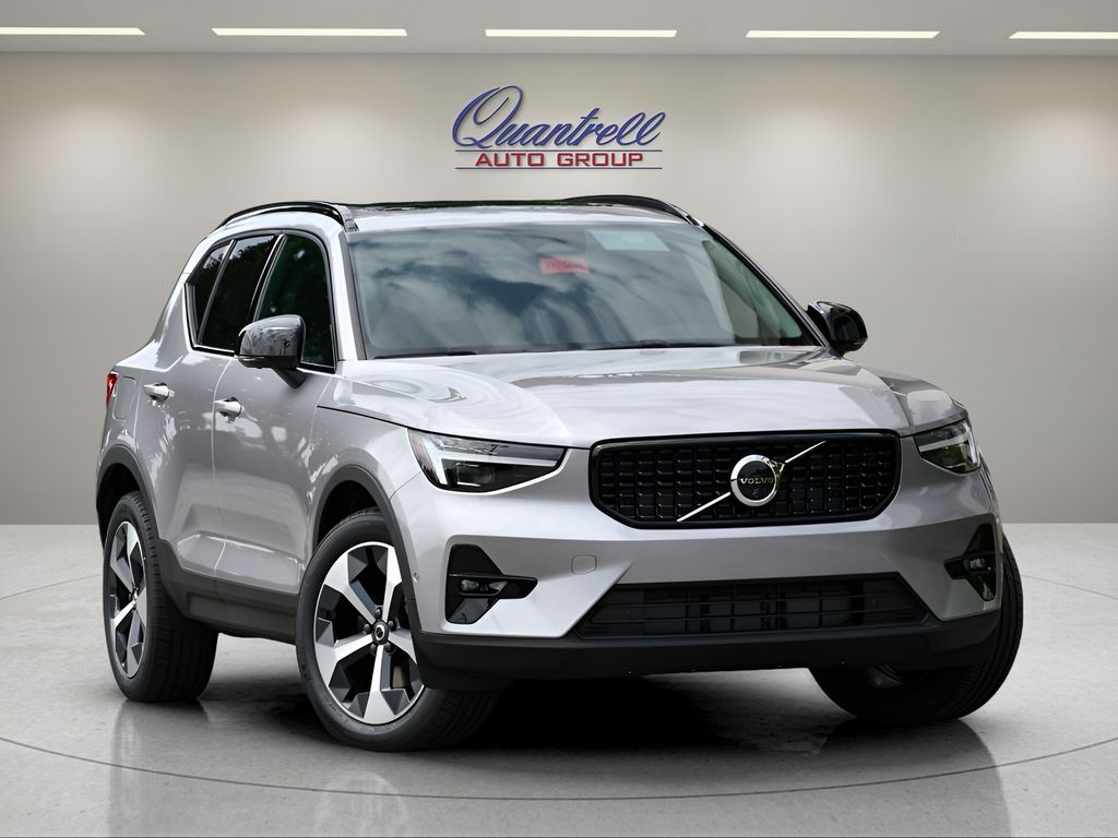 2026 Volvo XC40 Plus