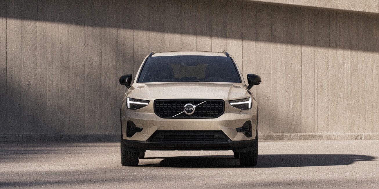 New 2026 Volvo XC40 Trim Levels