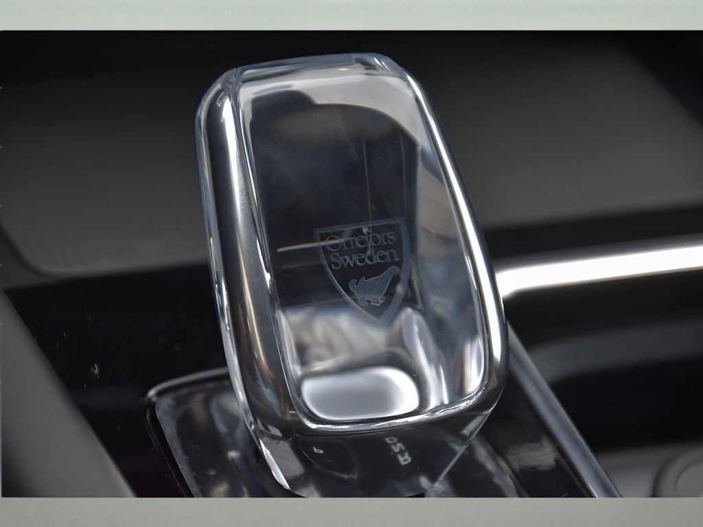 2026 Volvo XC60 Core - Photo 33