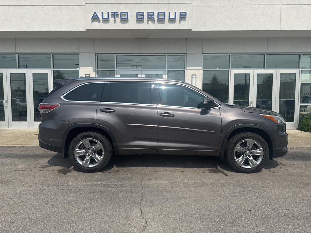 Used 2014 Toyota Highlander Limited with VIN 5TDDKRFH4ES032922 for sale in Lexington, KY