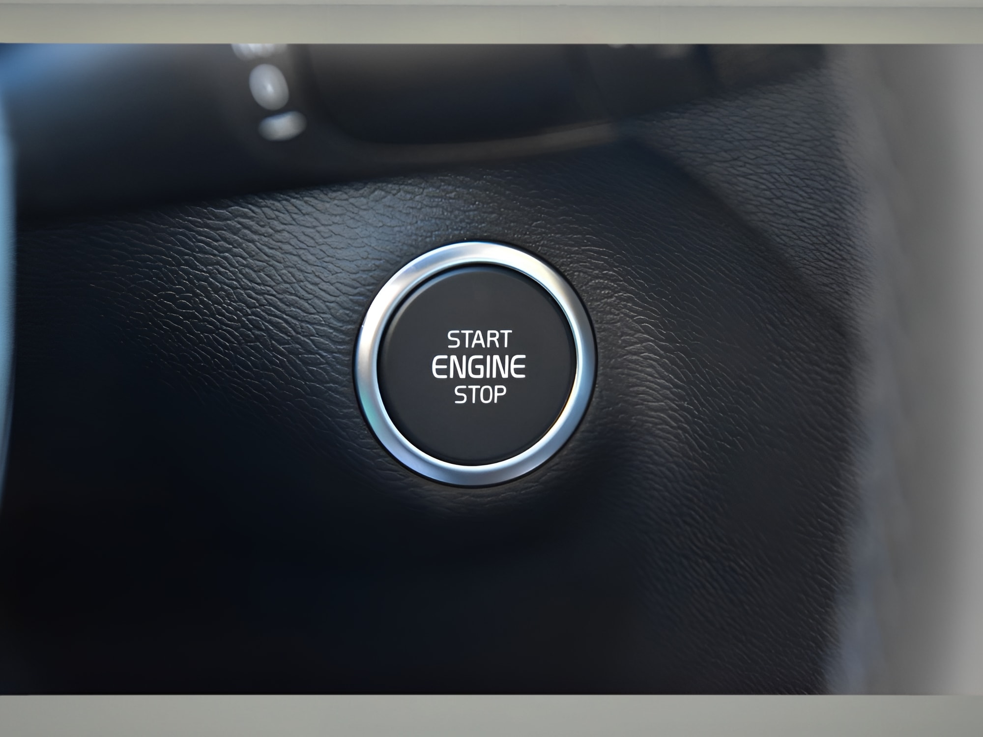 2026 Volvo XC40 Plus - Photo 37