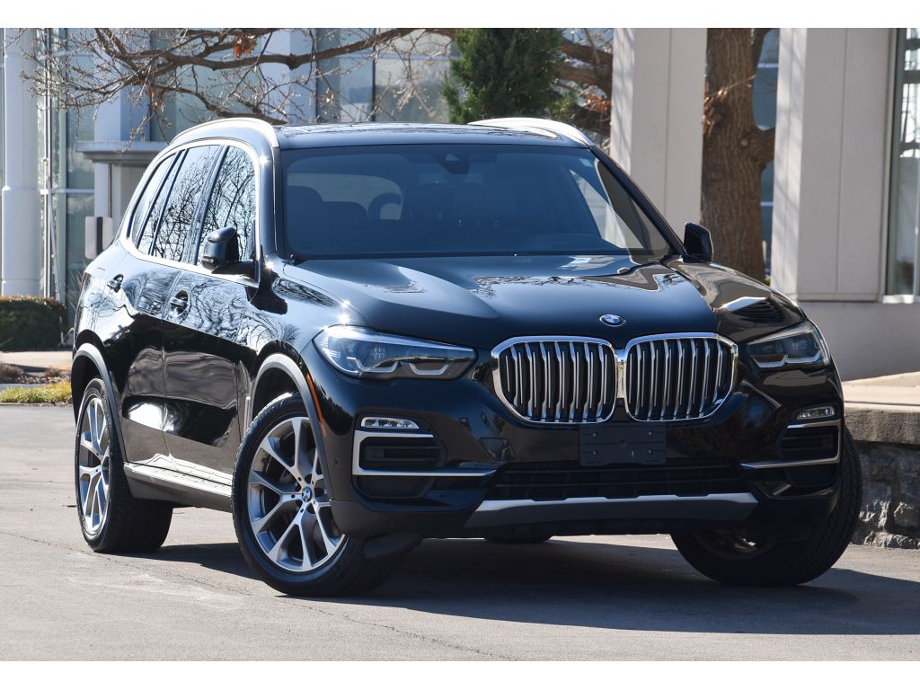 2021 BMW X5 40i's photo