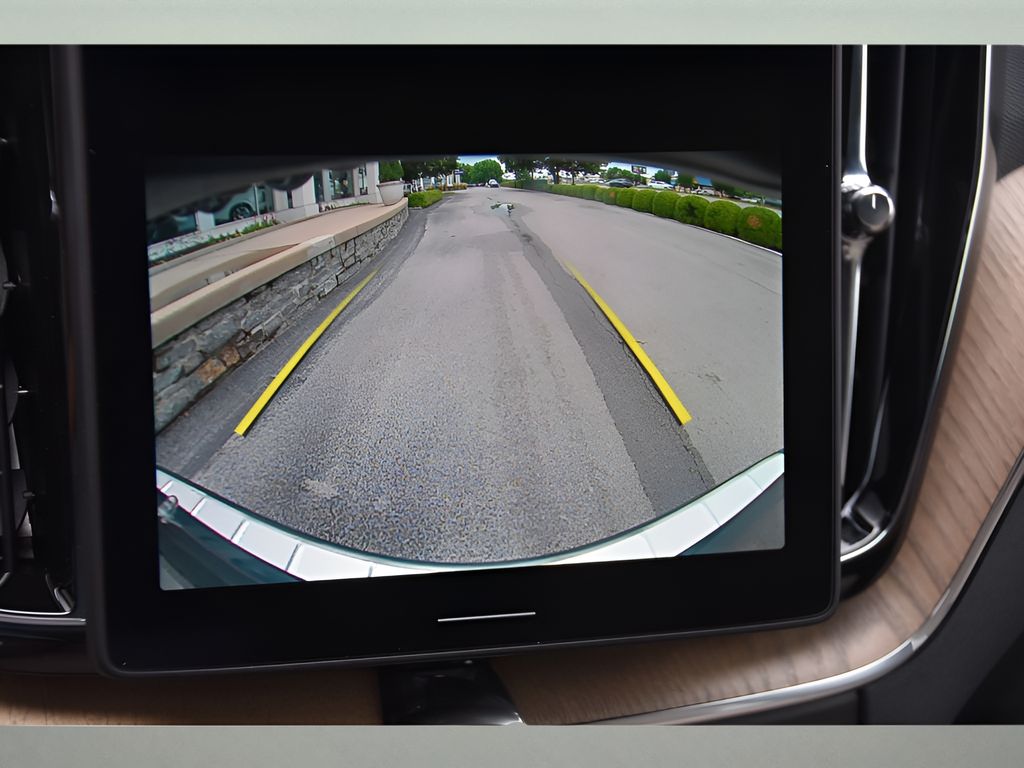 2026 Volvo XC60 Core - Photo 22