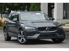 2026 Volvo V60 Cross Country B5 Plus Wagon