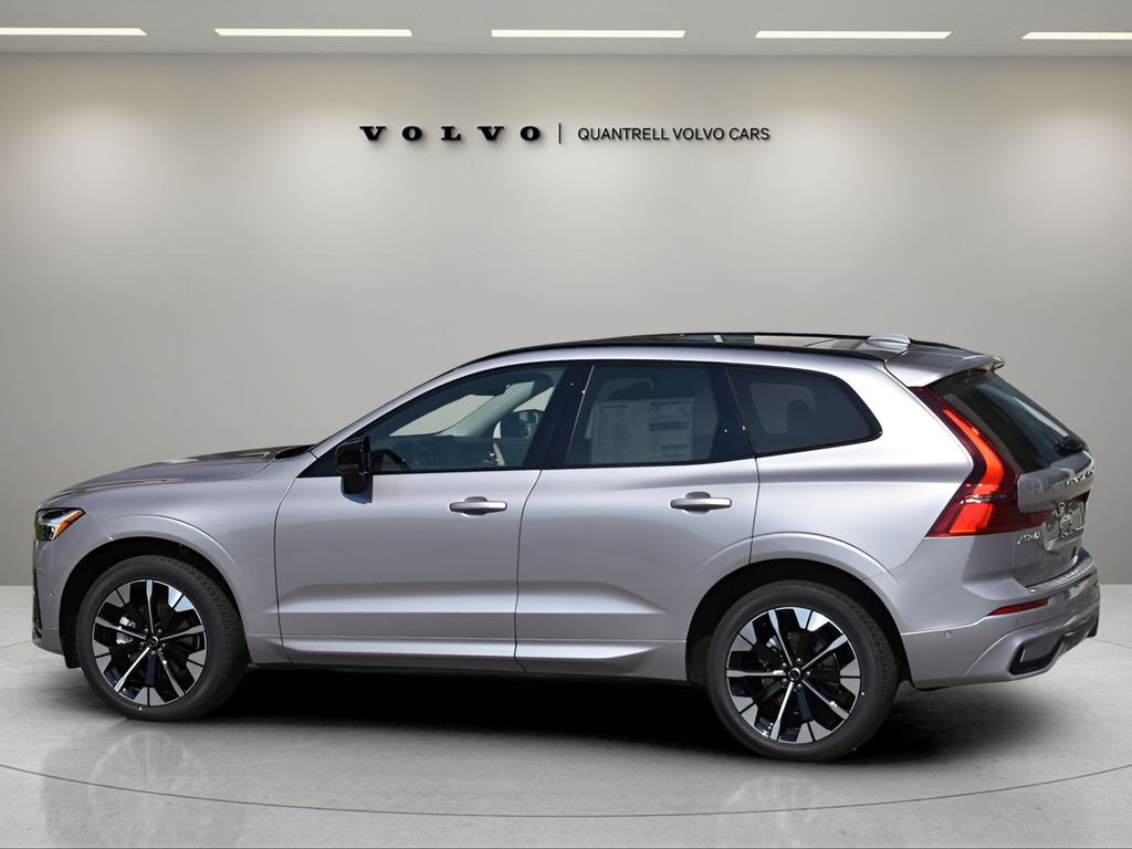 2026 Volvo XC60 Plus - Photo 6