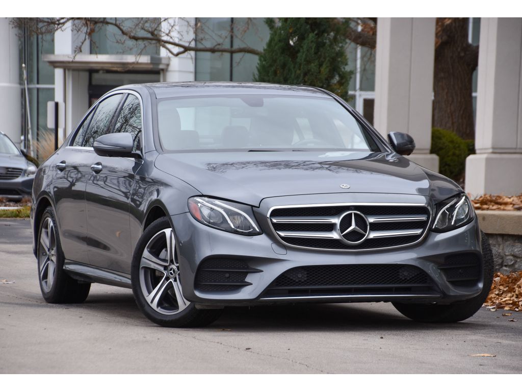 2019 Mercedes-Benz E-Class E300's photo