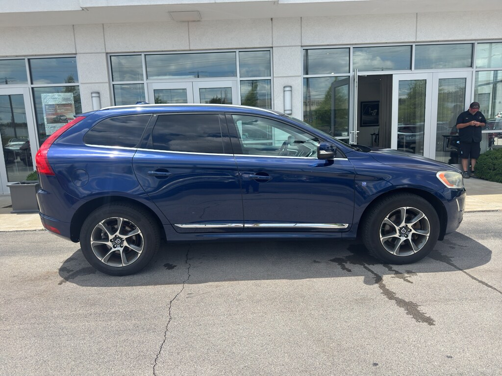 Used 2015 Volvo XC60 T6 Platinum with VIN YV4902RV7F2680992 for sale in Lexington, KY