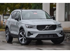 2026 Volvo XC40 B5 Plus AWD SUV