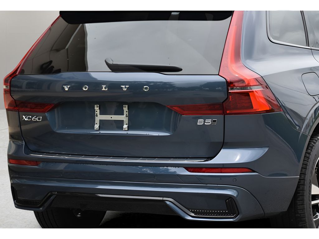 2026 Volvo XC60 Core - Photo 10