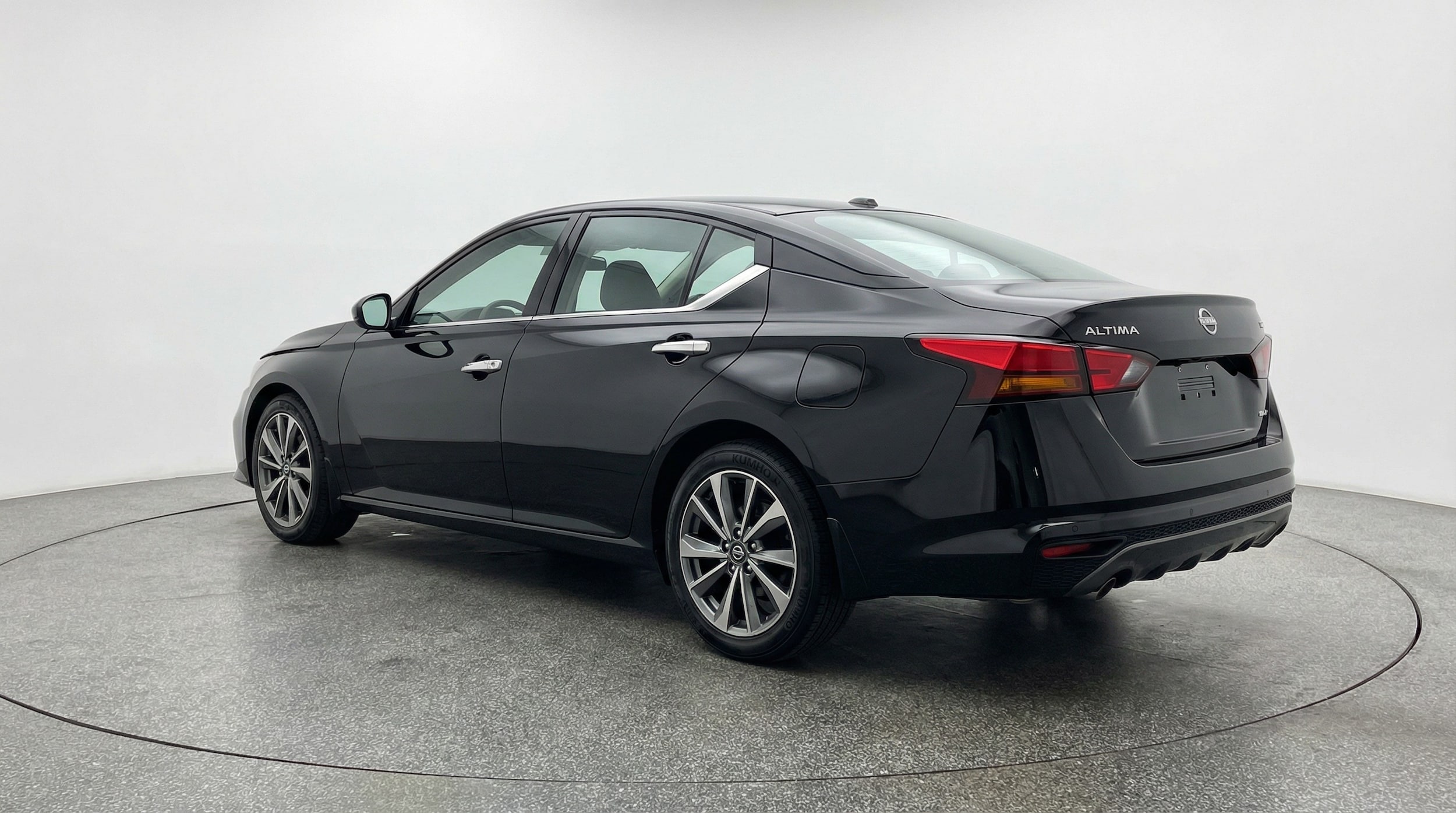 Thumbnail: 2025 Nissan Altima - 5