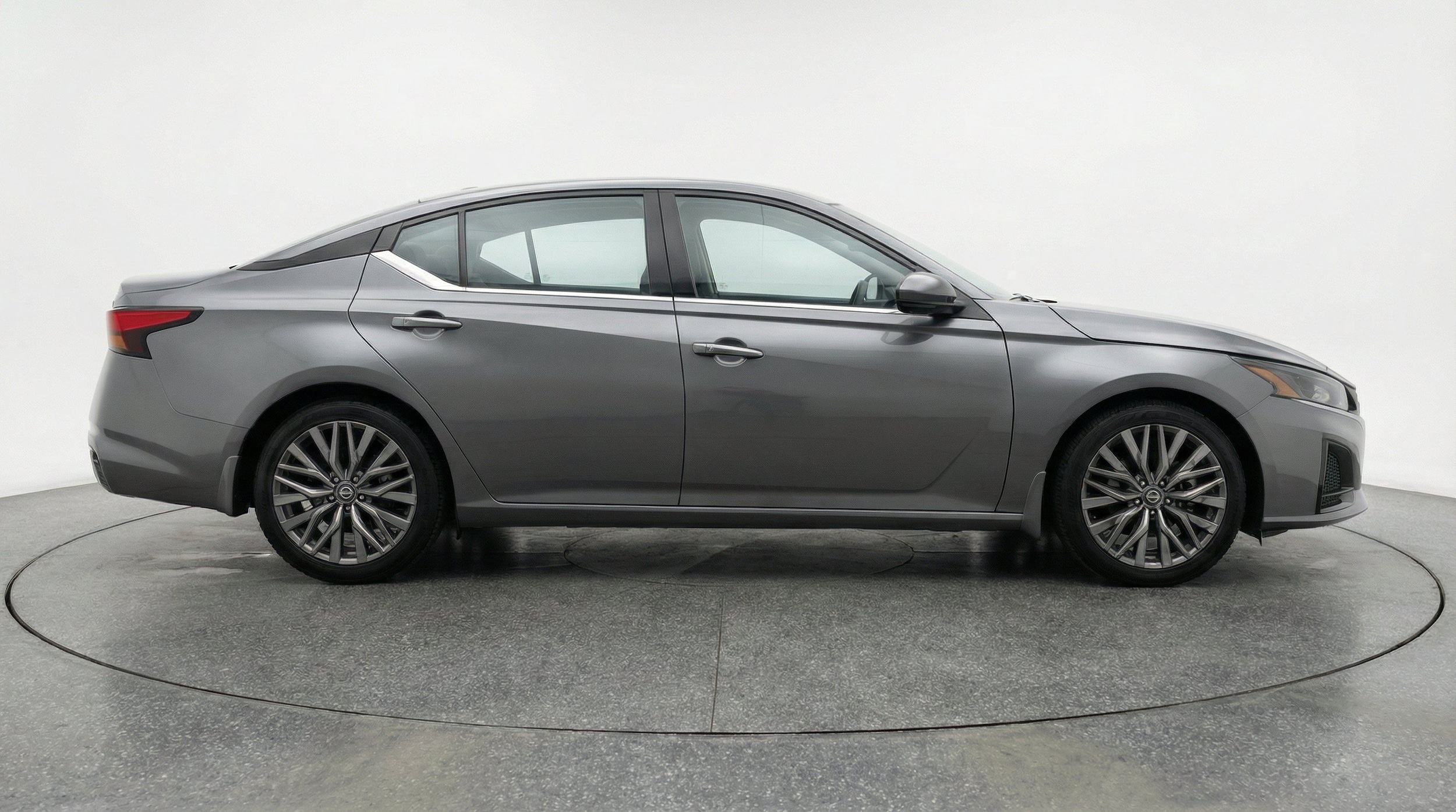 Thumbnail: 2025 Nissan Altima - 11