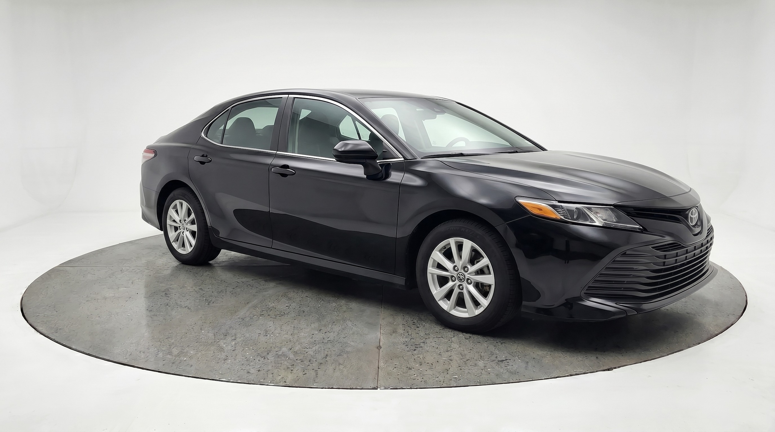 Thumbnail: 2025 Toyota Camry - 1