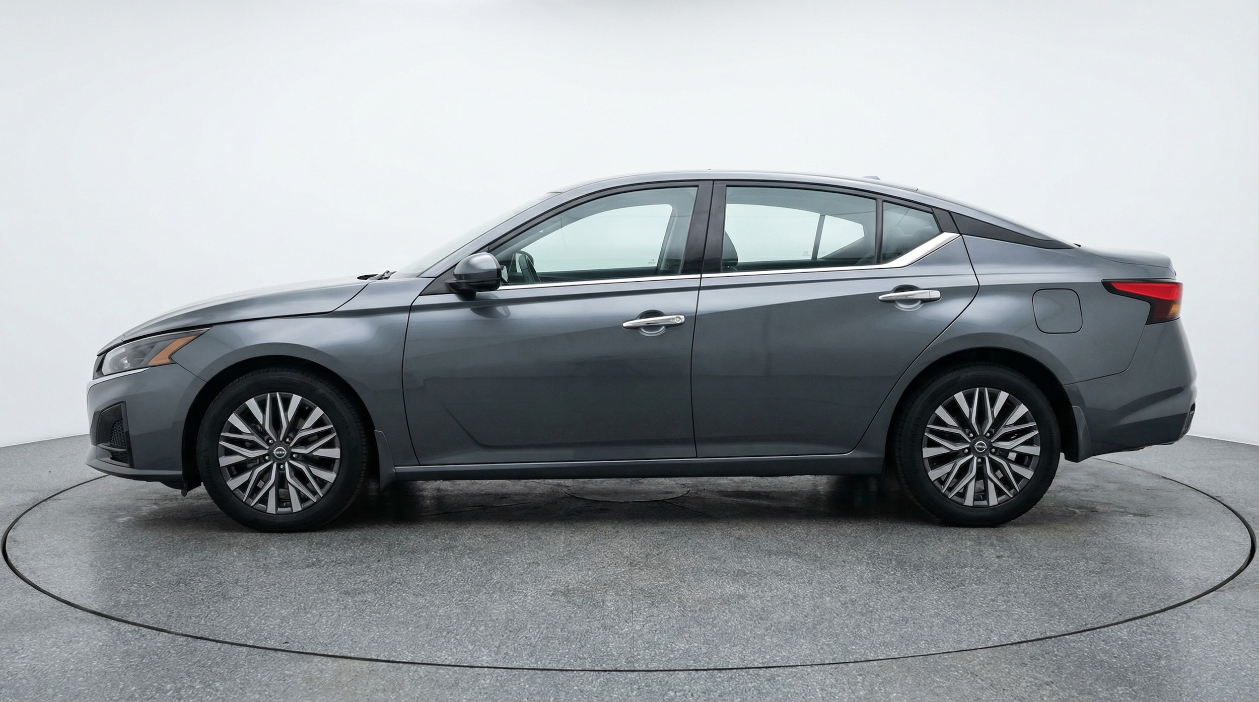 Thumbnail: 2025 Nissan Altima - 4