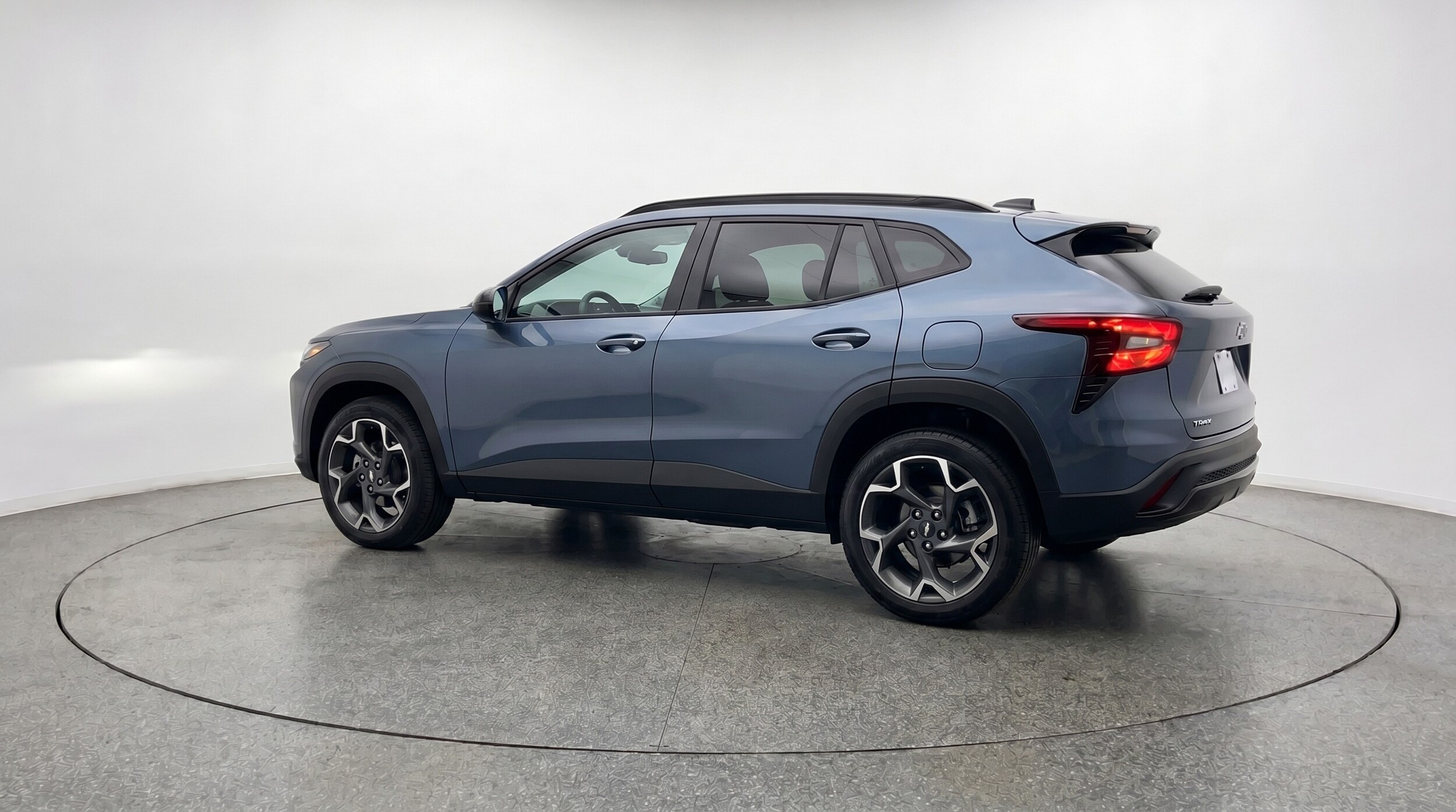 Thumbnail: 2025 Chevrolet Trax - 5
