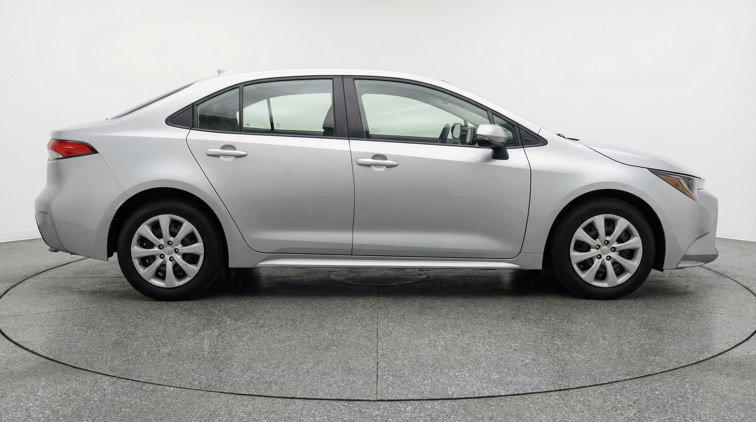 Thumbnail: 2025 Toyota Corolla - 8