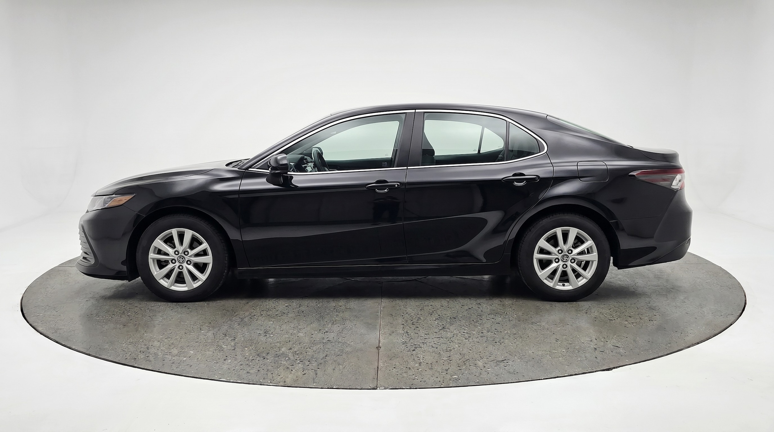 Thumbnail: 2025 Toyota Camry - 4