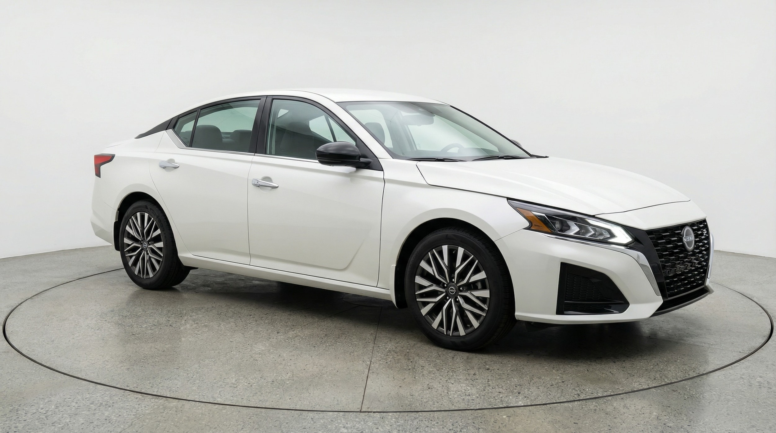 Thumbnail: 2025 Nissan Altima - 1