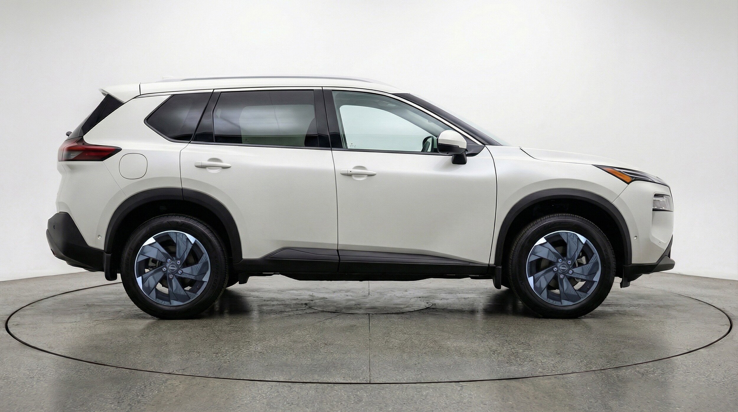 Thumbnail: 2025 Nissan Rogue - 11