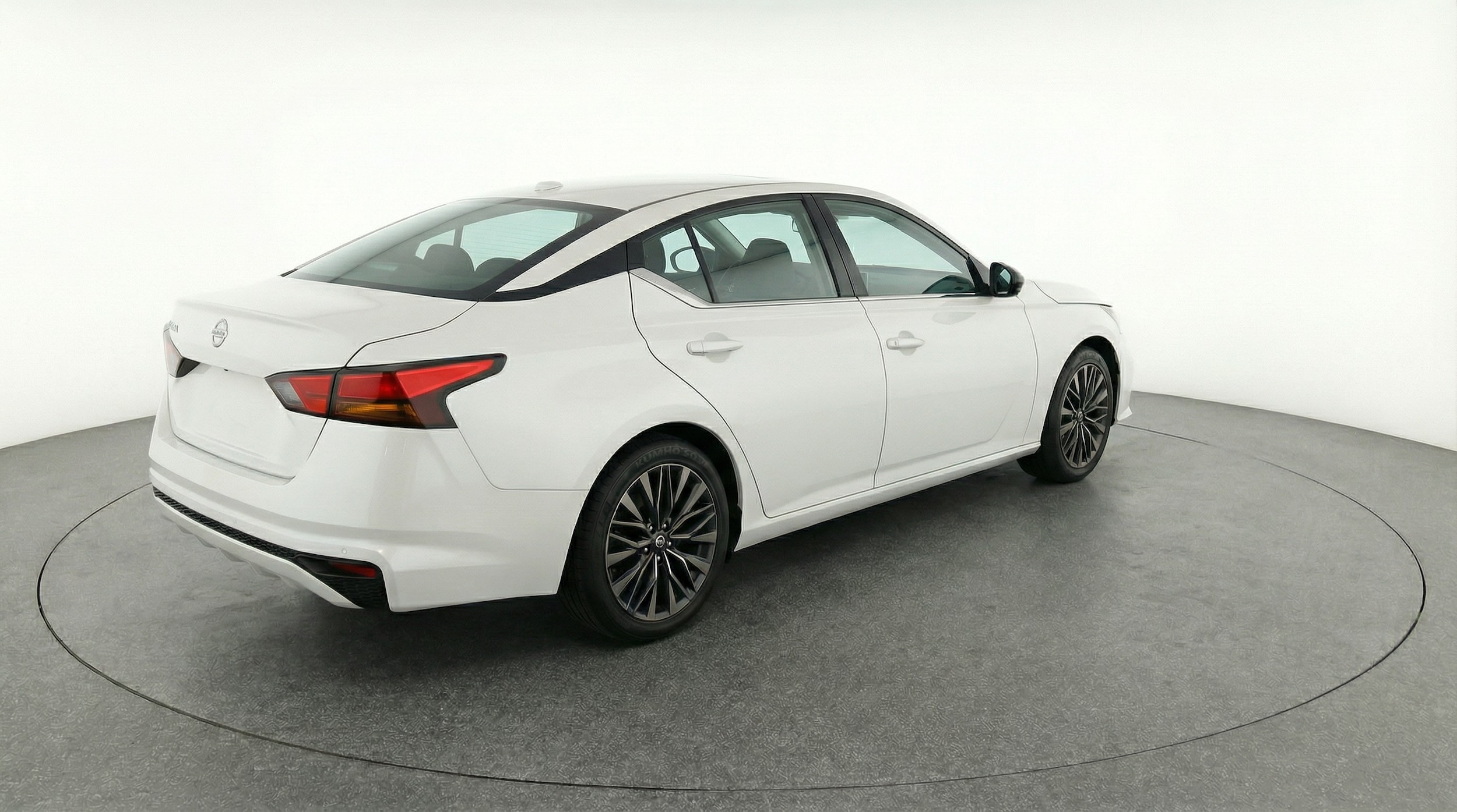 Thumbnail: 2025 Nissan Altima - 5