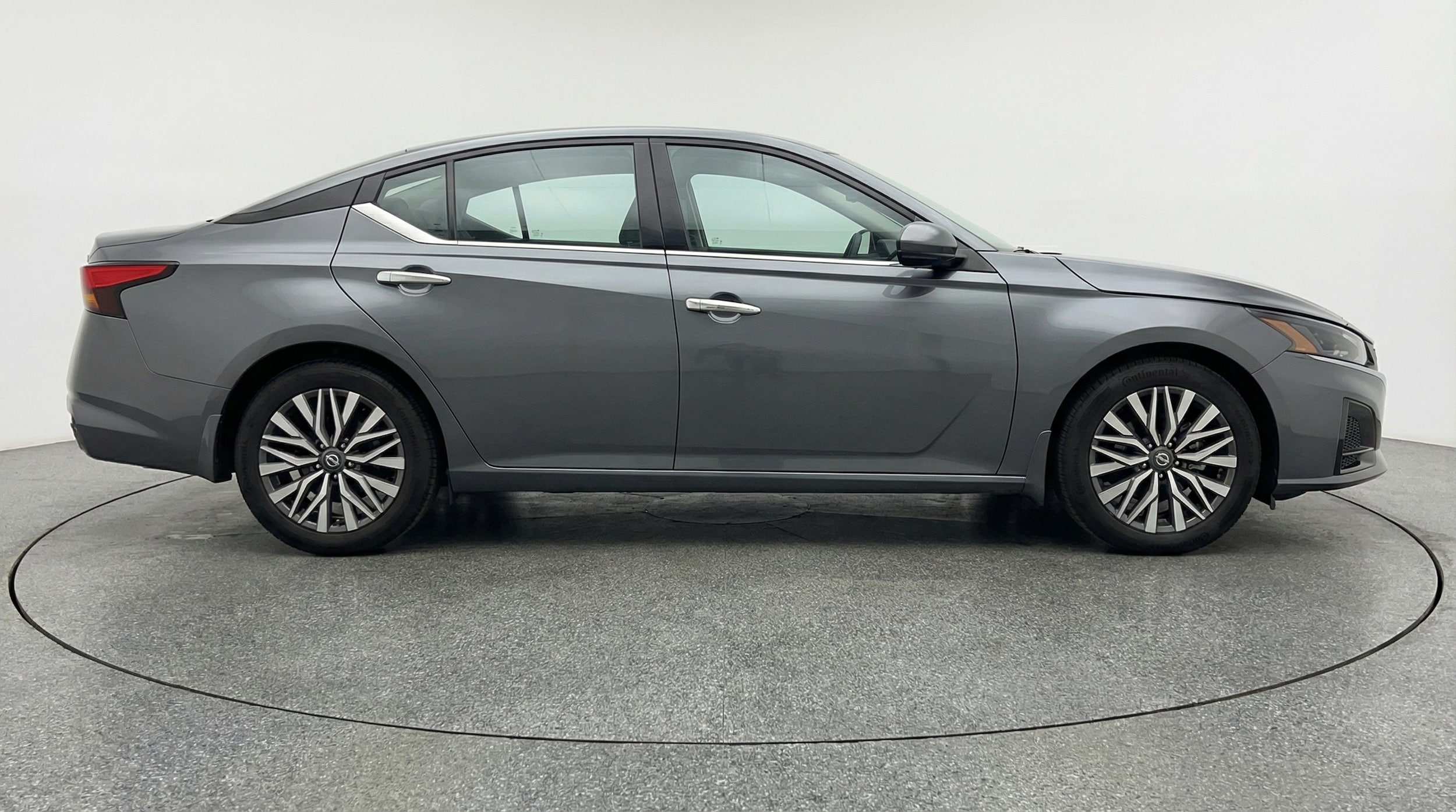 Thumbnail: 2025 Nissan Altima - 8