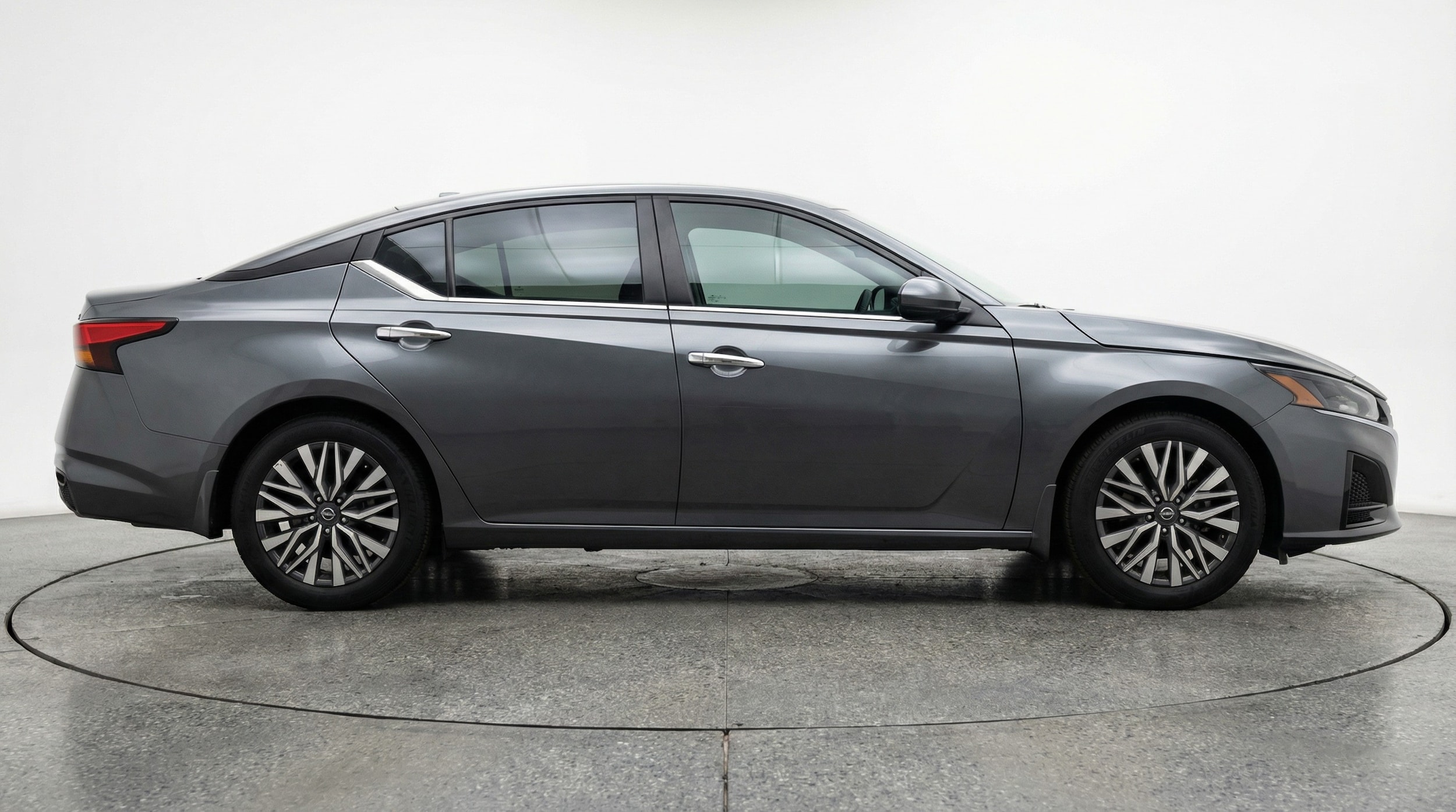 Thumbnail: 2025 Nissan Altima - 8