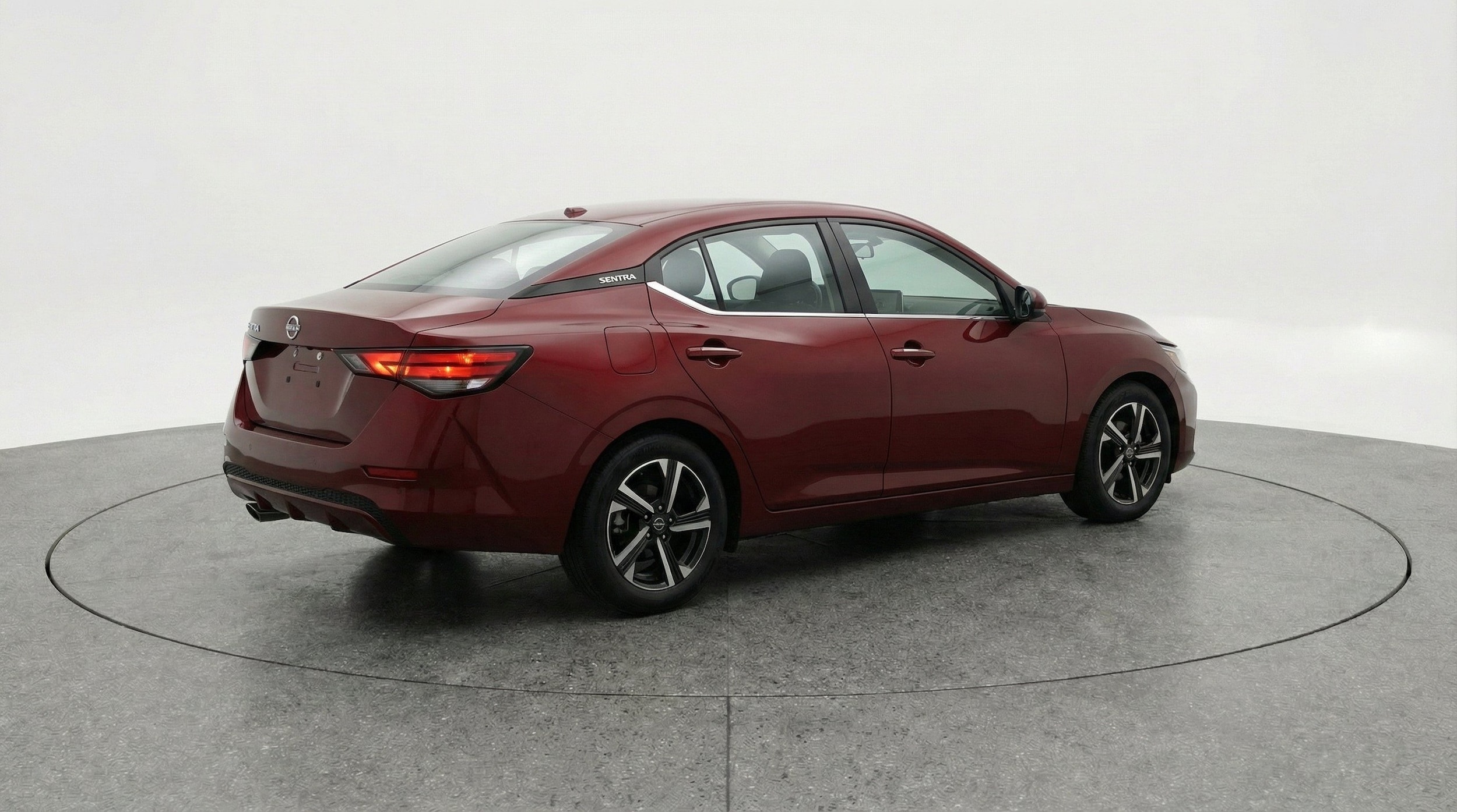 Thumbnail: 2025 Nissan Sentra - 9
