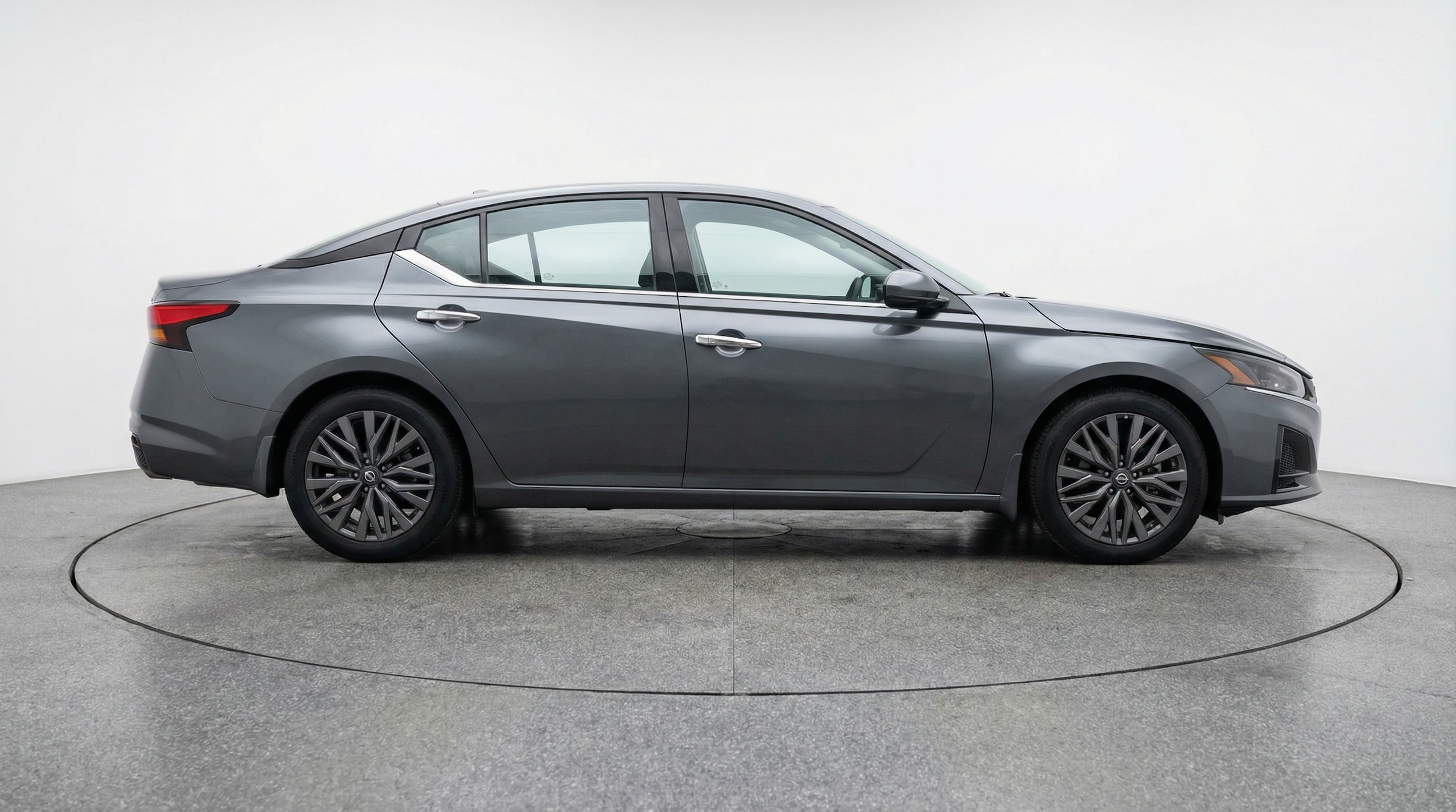 Thumbnail: 2025 Nissan Altima - 8