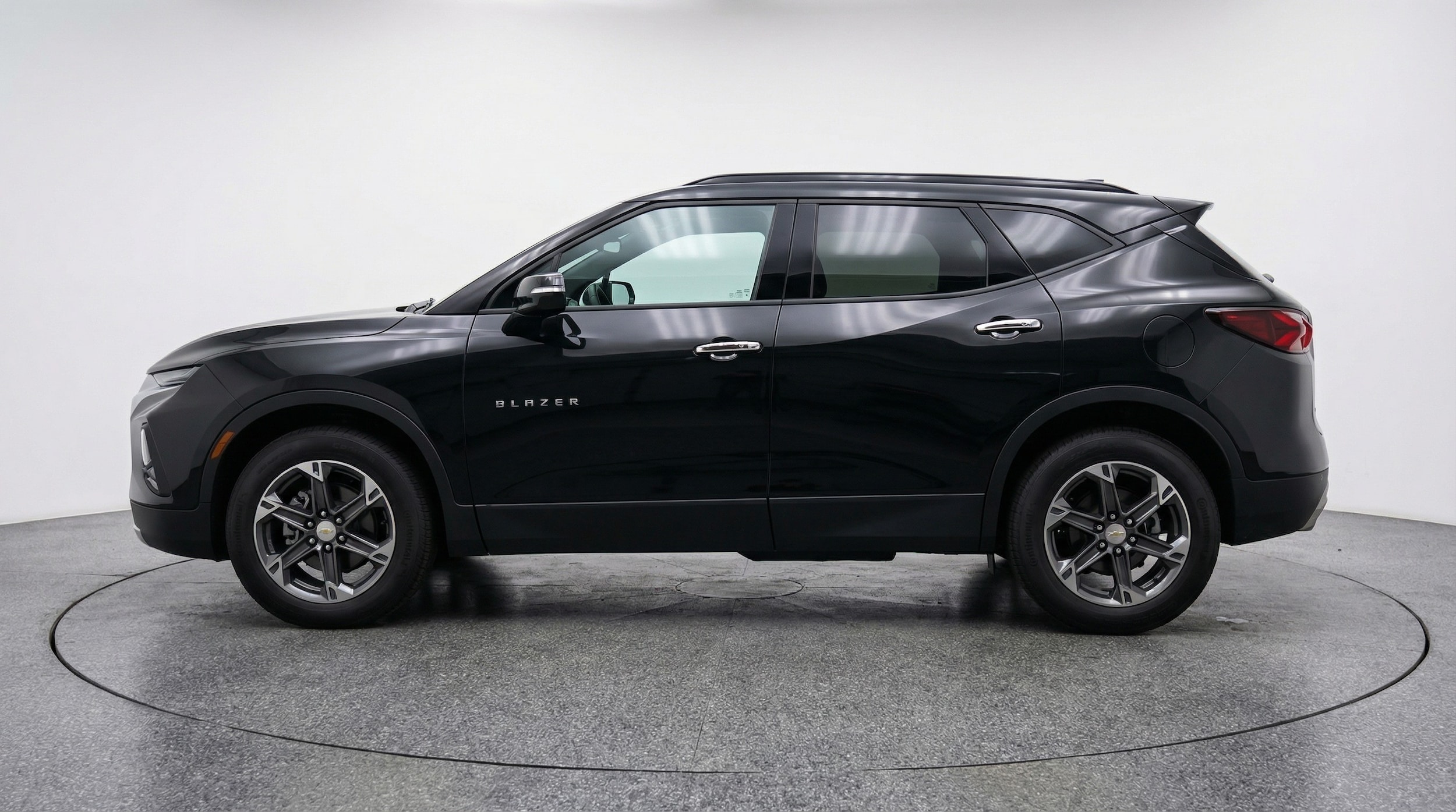 Thumbnail: 2025 Chevrolet Blazer - 4