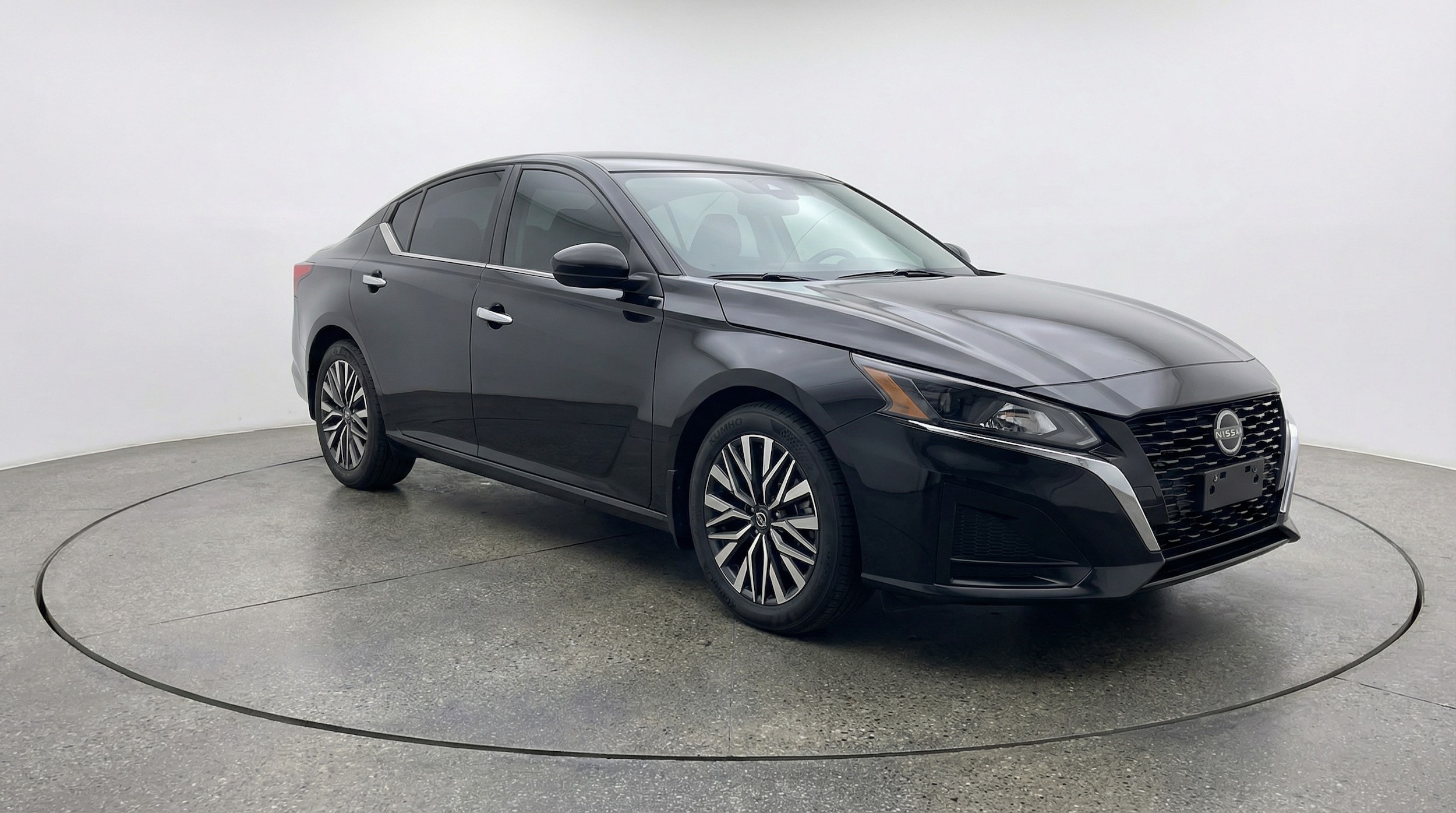Thumbnail: 2025 Nissan Altima - 1