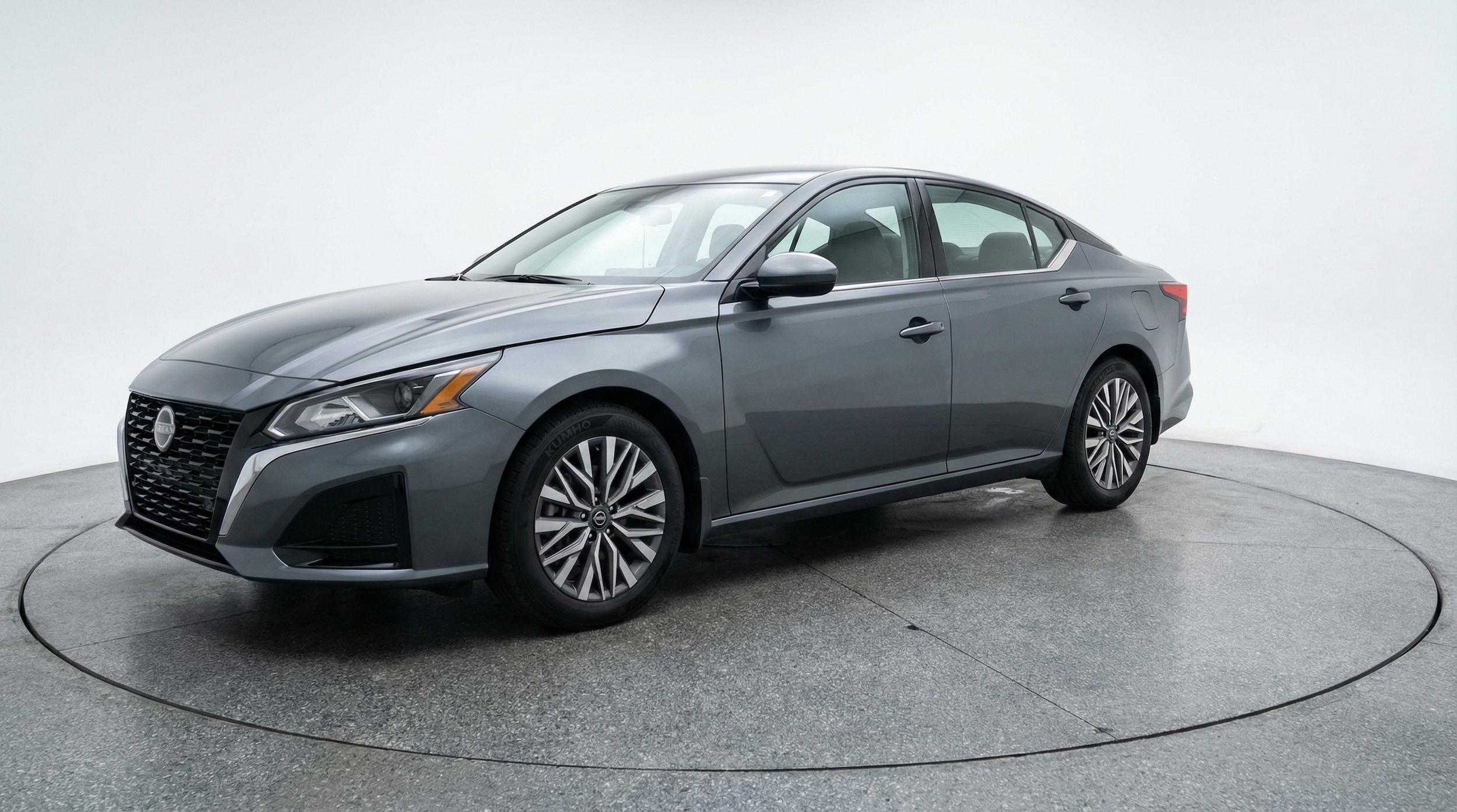 Thumbnail: 2025 Nissan Altima - 3