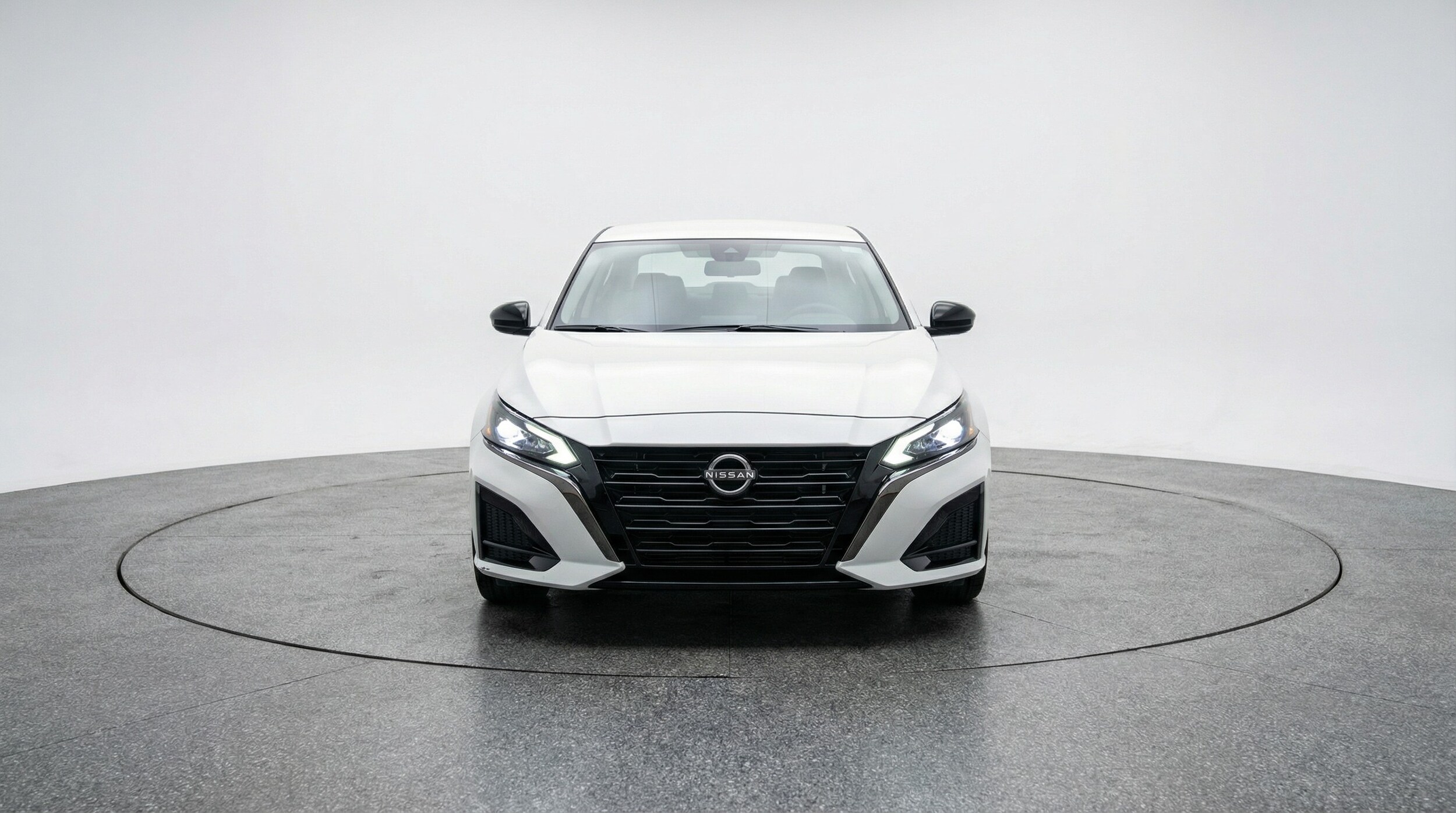 Thumbnail: 2025 Nissan Altima - 2