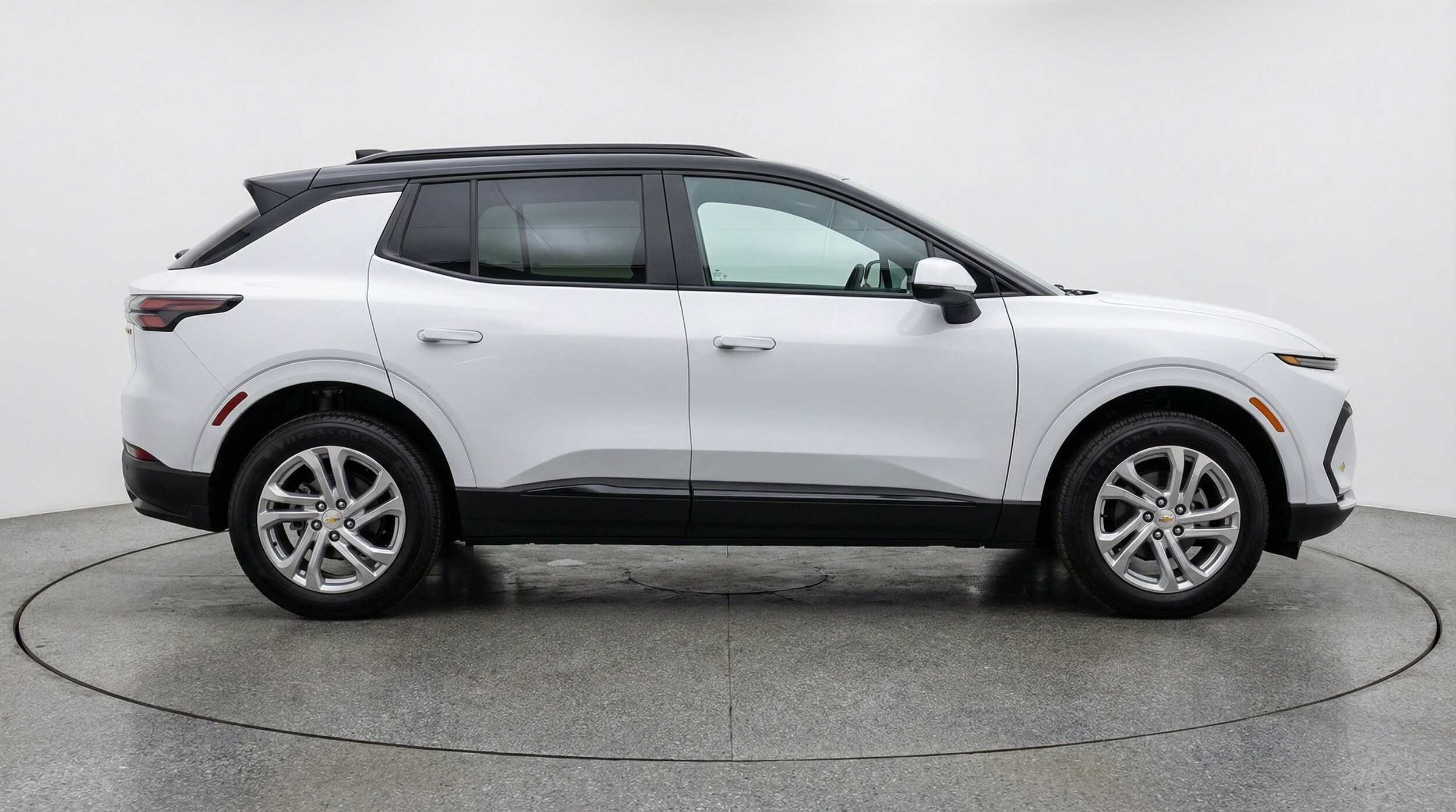 Thumbnail: 2025 Chevrolet Equinox - 8