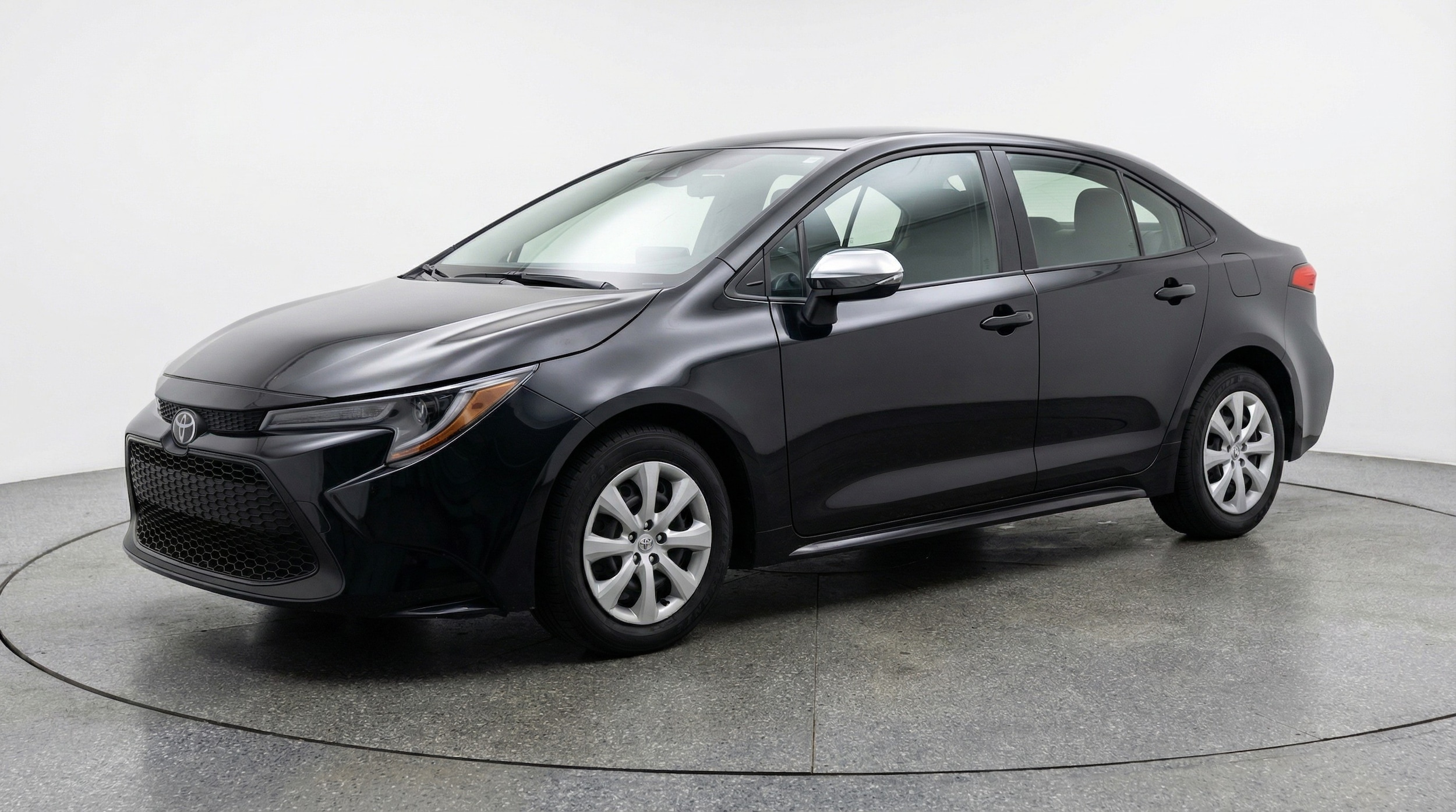 Thumbnail: 2025 Toyota Corolla - 3