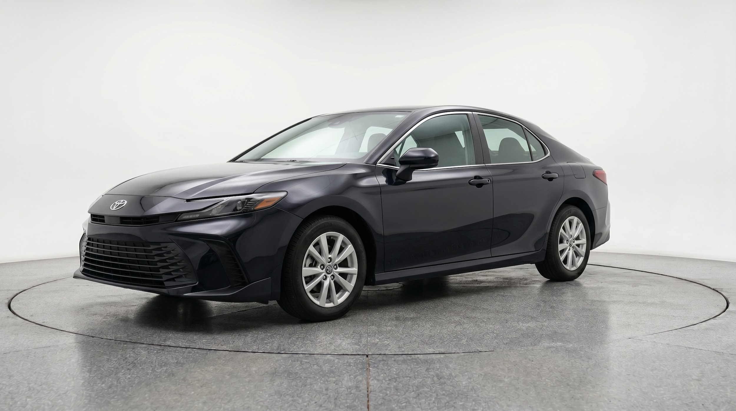 Thumbnail: 2025 Toyota Camry - 3