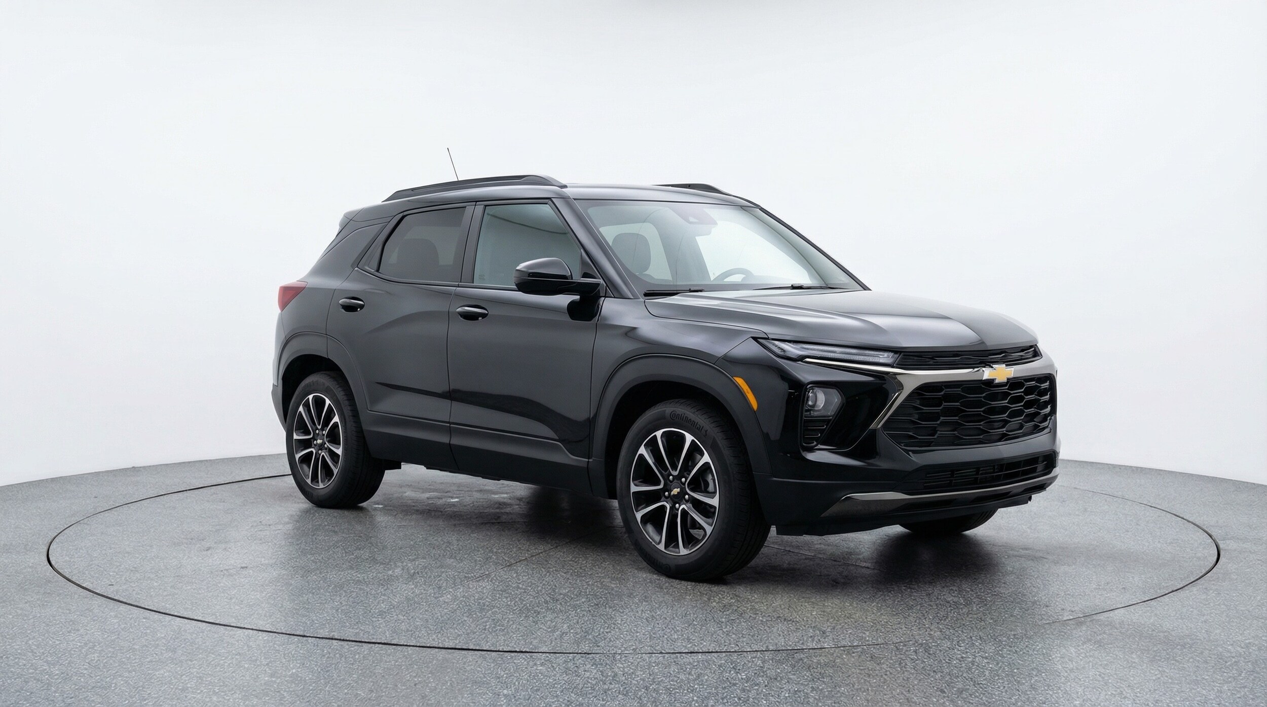 Thumbnail: 2025 Chevrolet TrailBlazer - 1