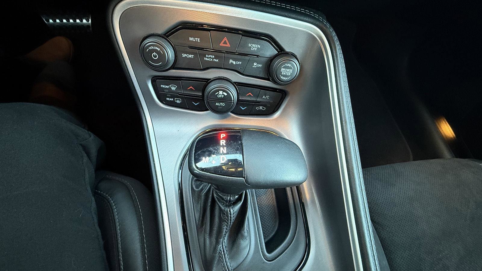 2022 Dodge Challenger R/T - Photo 14