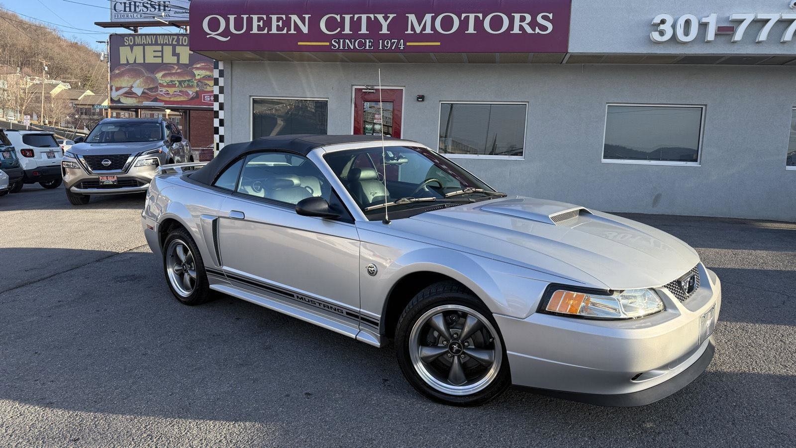 2004 Ford Mustang GT Premium's photo