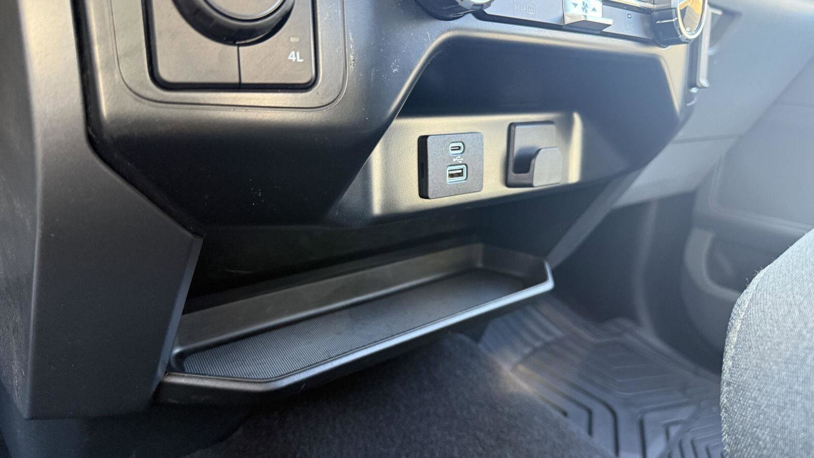 2024 Ford F-150 XLT - Photo 30