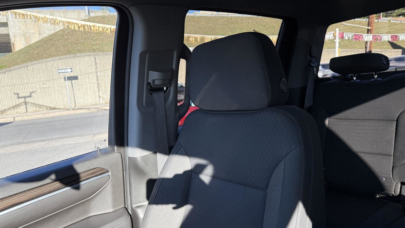 2022 Chevrolet Silverado 1500 RST - Photo 32