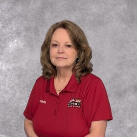 Staff member Wanda Bane from ID_5eb54a