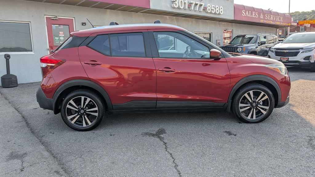 Used 2020 Nissan Kicks SV SUV
