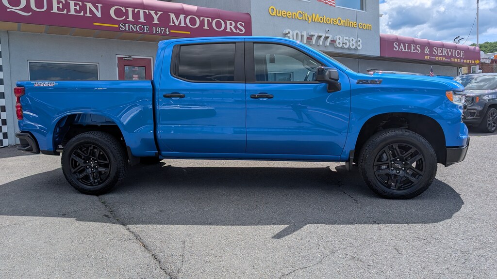 Used 2025 Chevrolet Silverado 1500 LT Trail Boss Truck Crew Cab