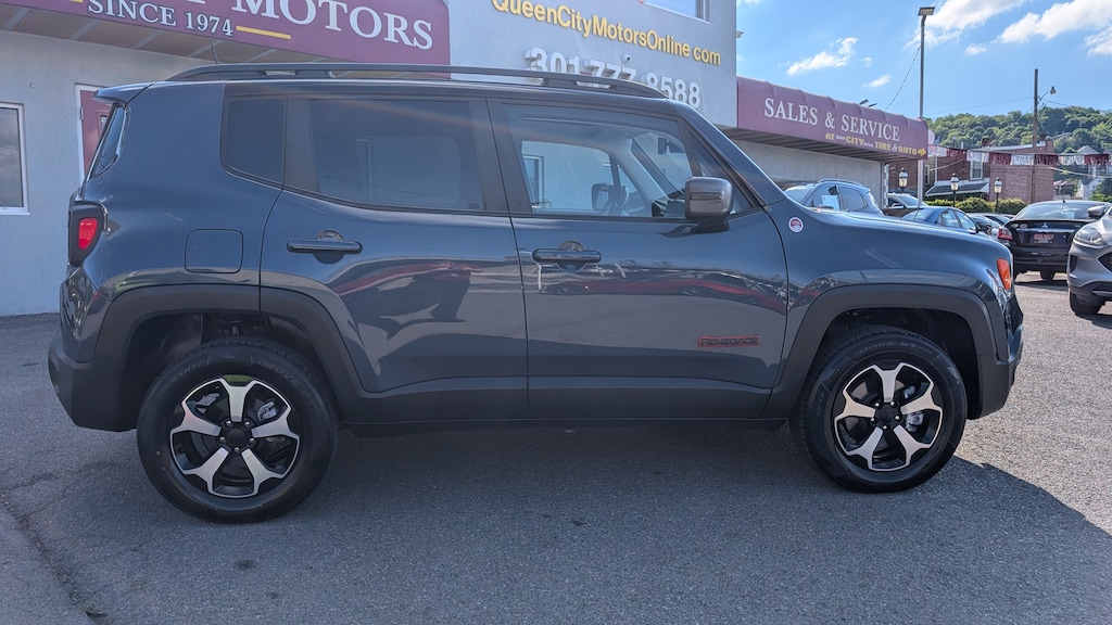 Used 2021 Jeep Renegade Trailhawk SUV