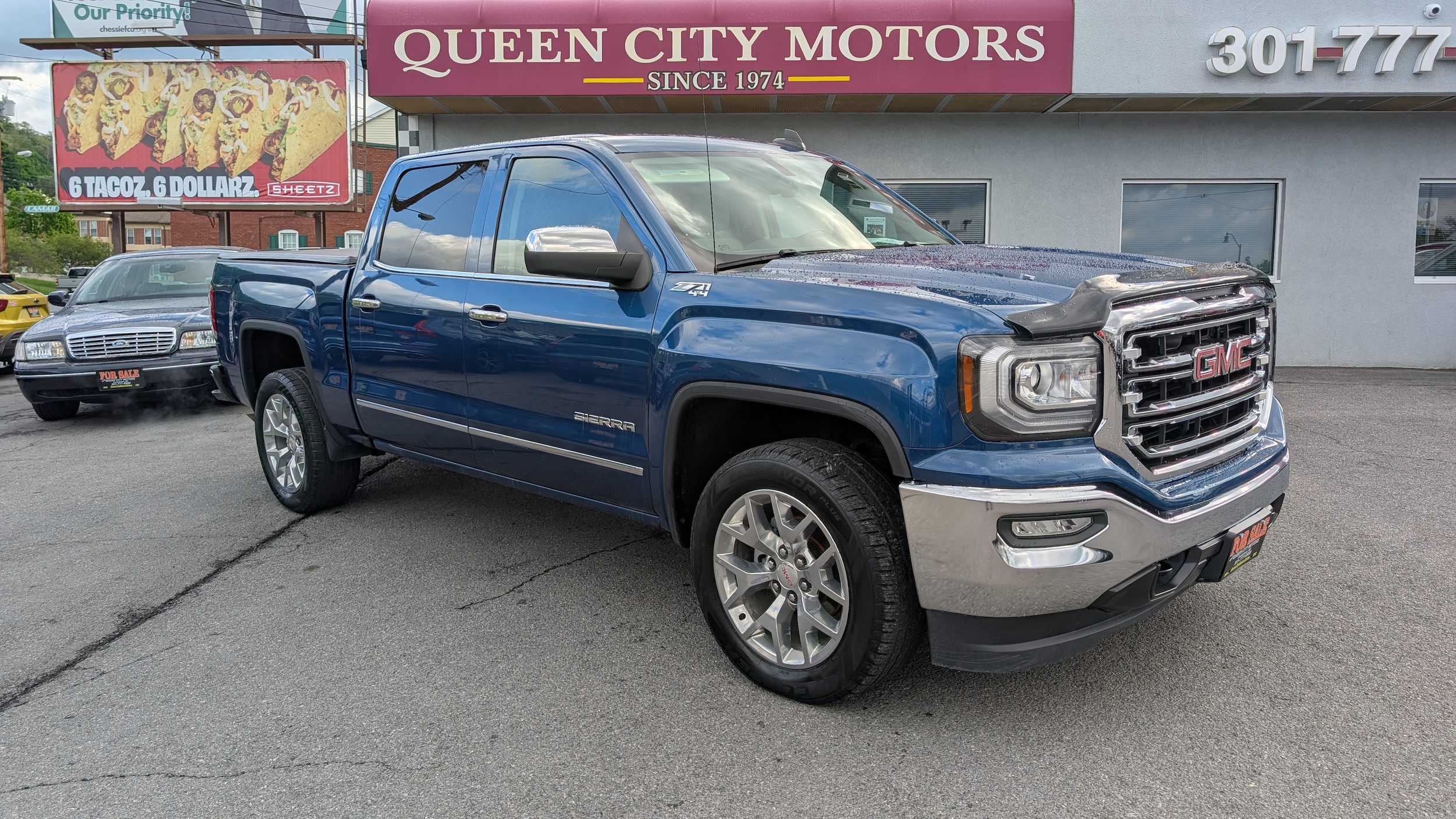2018 GMC Sierra 4WD Crew Cab Short Box SLT's photo