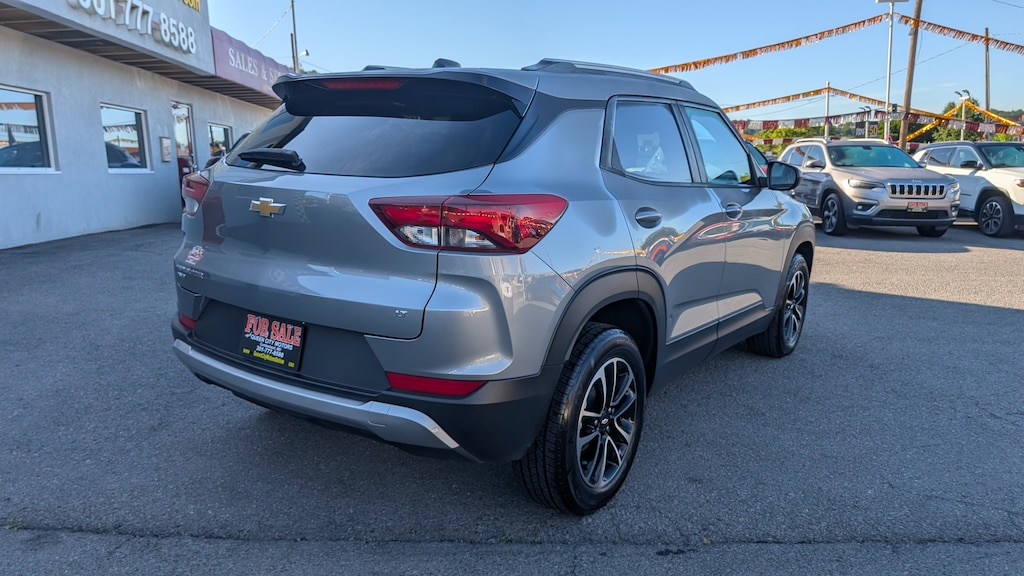 Used 2025 Chevrolet Trailblazer LT SUV